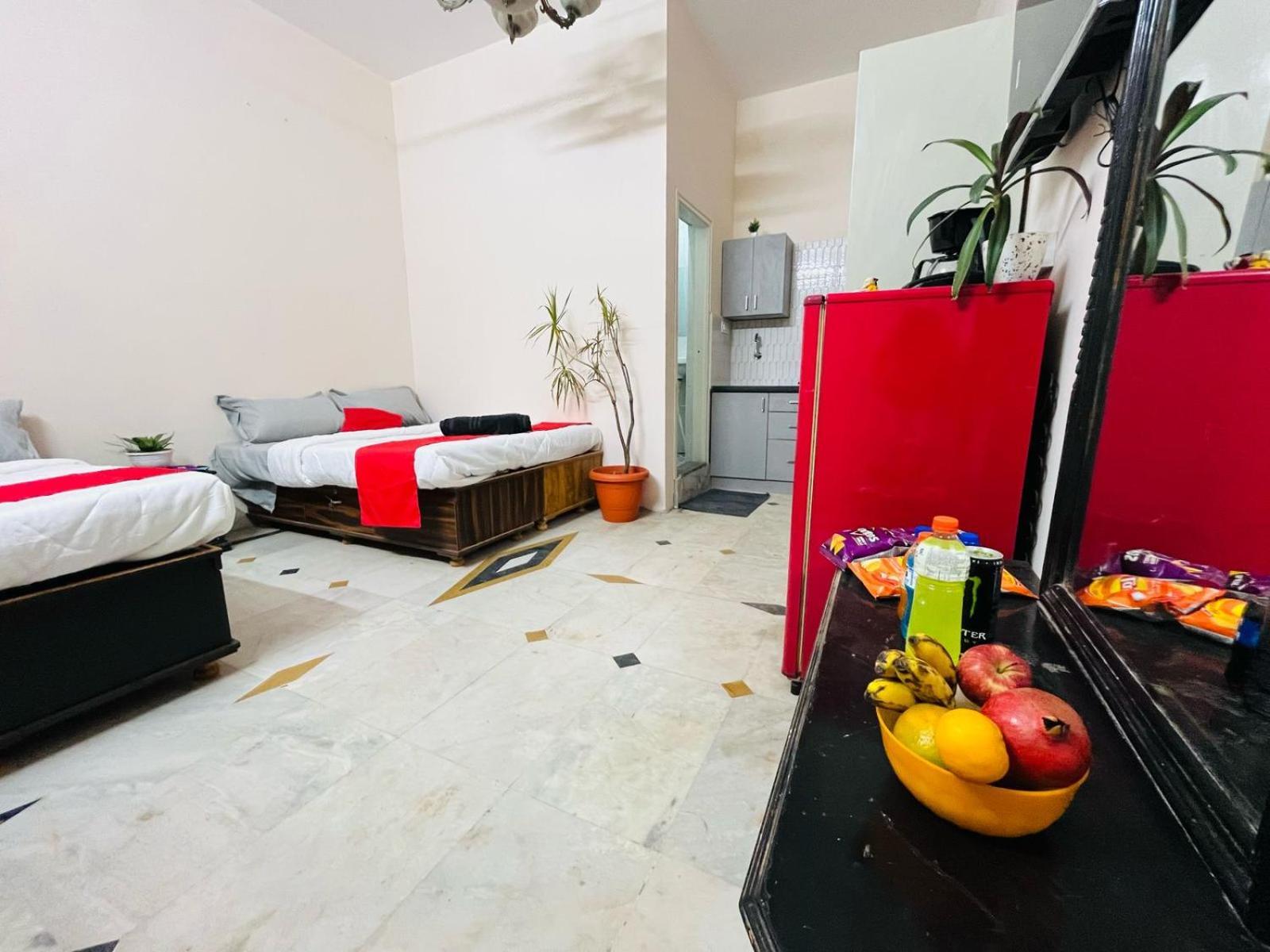 Adh Hazel Wood Hotel Mysore Eksteriør billede