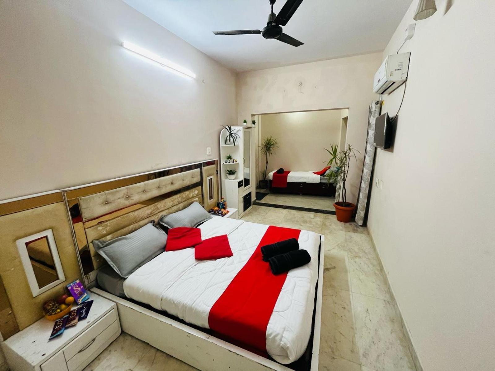 Adh Hazel Wood Hotel Mysore Eksteriør billede
