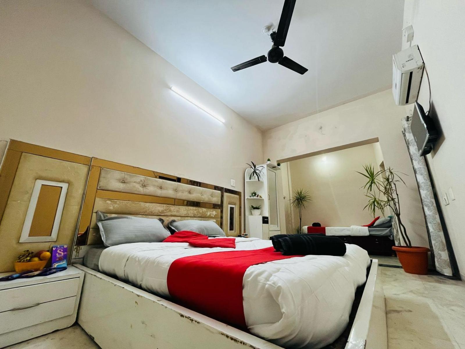 Adh Hazel Wood Hotel Mysore Eksteriør billede